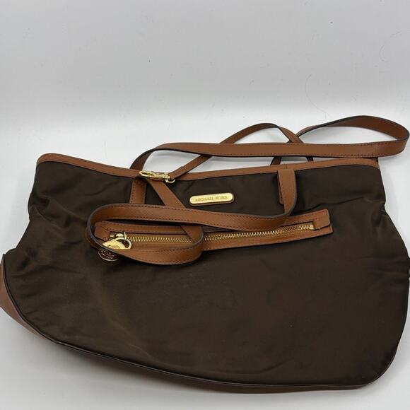 Michael Kors Handbags - Michael Kors Dark Brown Shoulder Bag